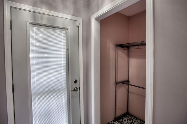 4491 S Jackson Road, Jackson, MI 49201