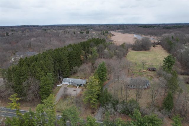 4491 S Jackson Road, Jackson, MI 49201