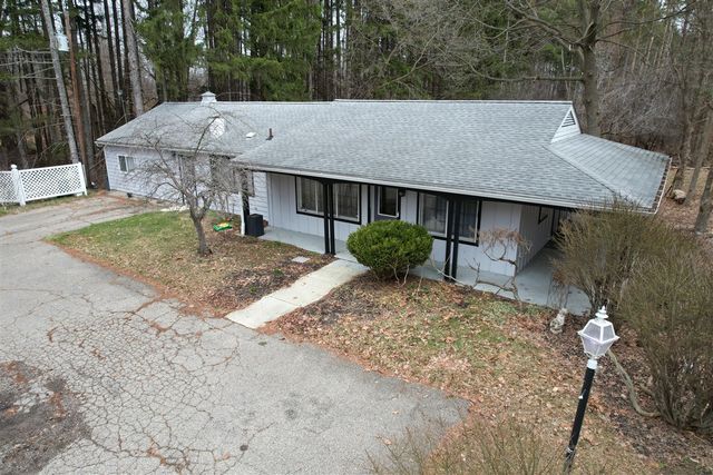 4491 S Jackson Road, Jackson, MI 49201