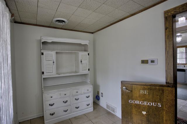 4491 S Jackson Road, Jackson, MI 49201