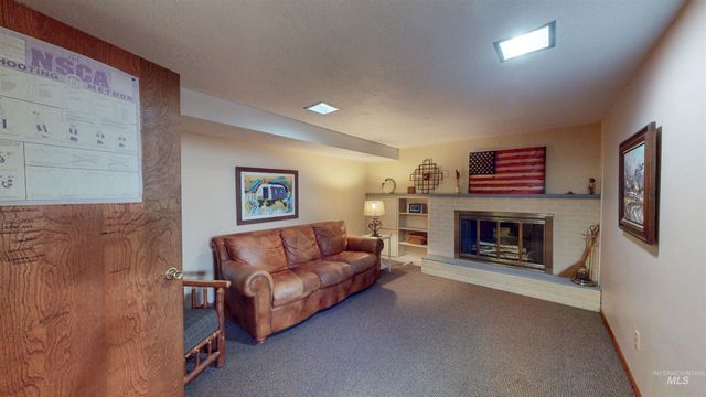 2111 Addison Ave E, Twin Falls, ID 83301