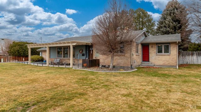 2111 Addison Ave E, Twin Falls, ID 83301