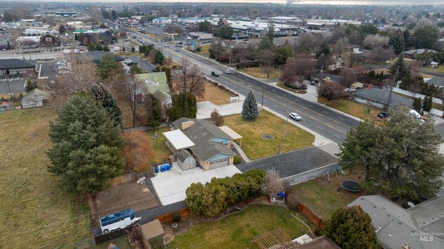 2111 Addison Ave E, Twin Falls, ID 83301