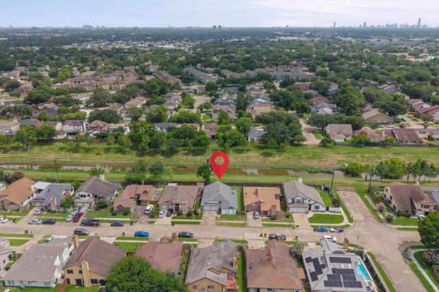7810 Poitiers Drive, Houston, TX 77071