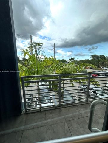 1500 NW 89th Ct 215, Doral, FL 33172