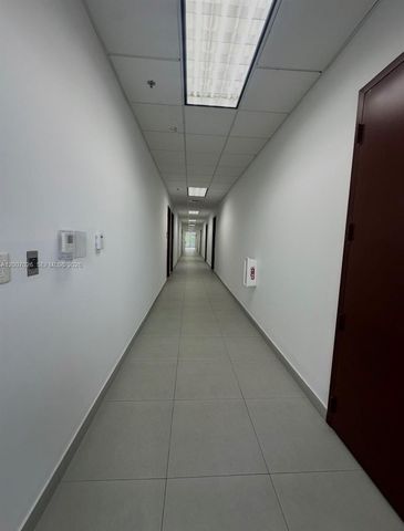1500 NW 89th Ct 215, Doral, FL 33172