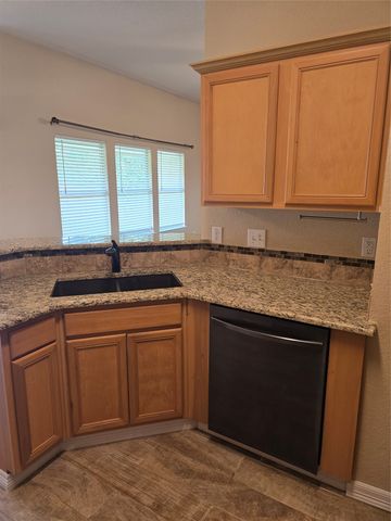 416 Fox Hollow, Venus, TX 76084