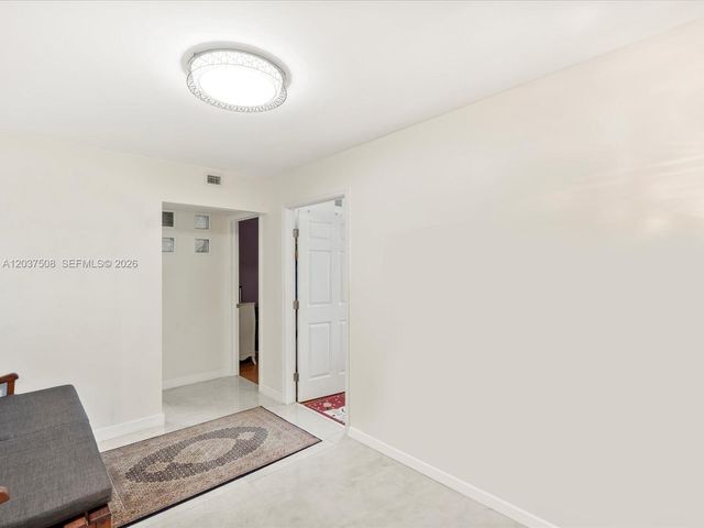 18071 Biscayne Boulevard 1401, Aventura, FL 33160