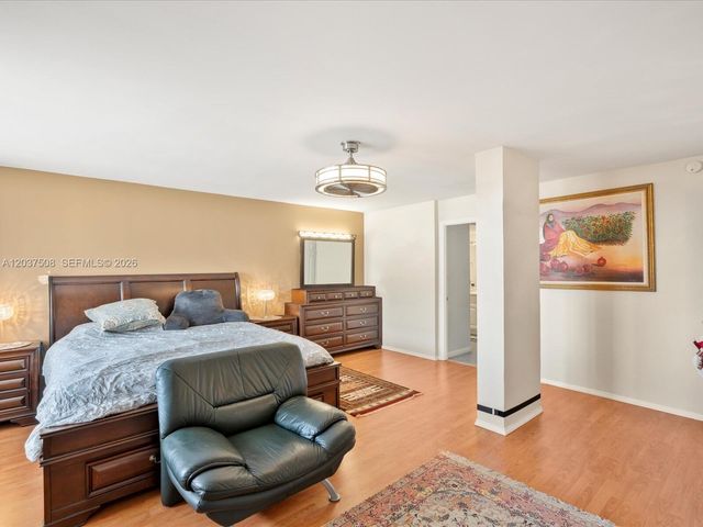 18071 Biscayne Boulevard 1401, Aventura, FL 33160
