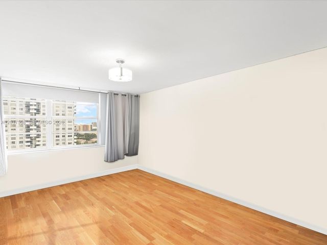 18071 Biscayne Boulevard 1401, Aventura, FL 33160