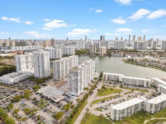 18071 Biscayne Boulevard 1401, Aventura, FL 33160