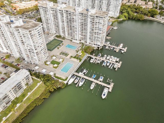18071 Biscayne Boulevard 1401, Aventura, FL 33160