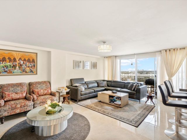 18071 Biscayne Boulevard 1401, Aventura, FL 33160