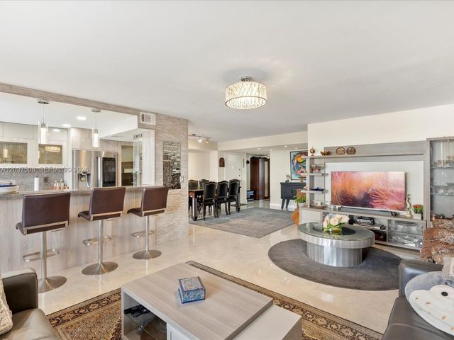 18071 Biscayne Boulevard 1401, Aventura, FL 33160