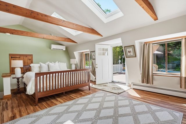 123 Washington, Boxford, MA 01921