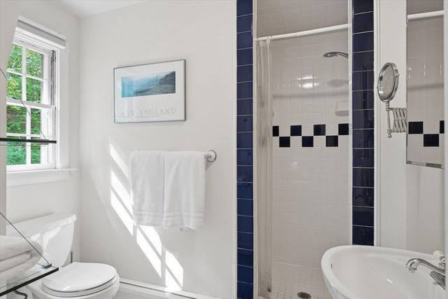 123 Washington, Boxford, MA 01921