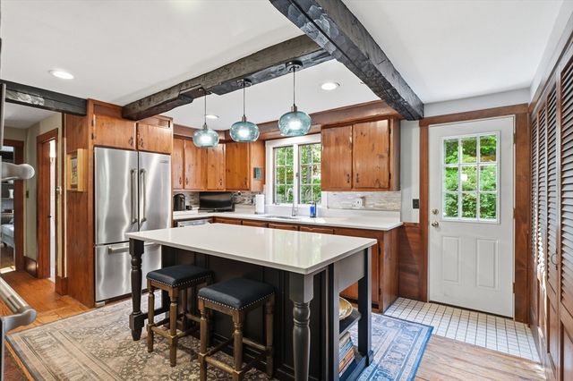 123 Washington, Boxford, MA 01921