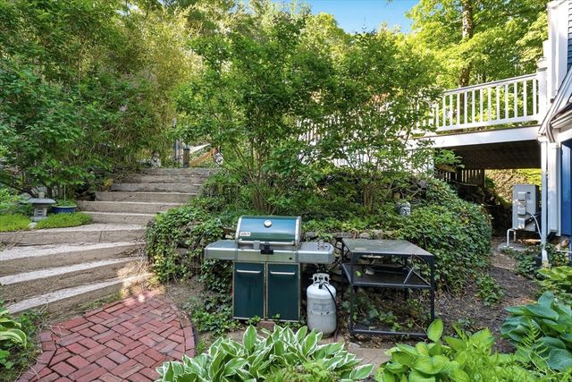 123 Washington, Boxford, MA 01921