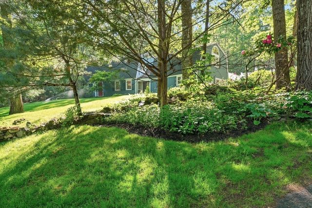 123 Washington, Boxford, MA 01921