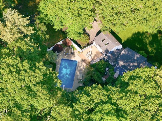 123 Washington, Boxford, MA 01921