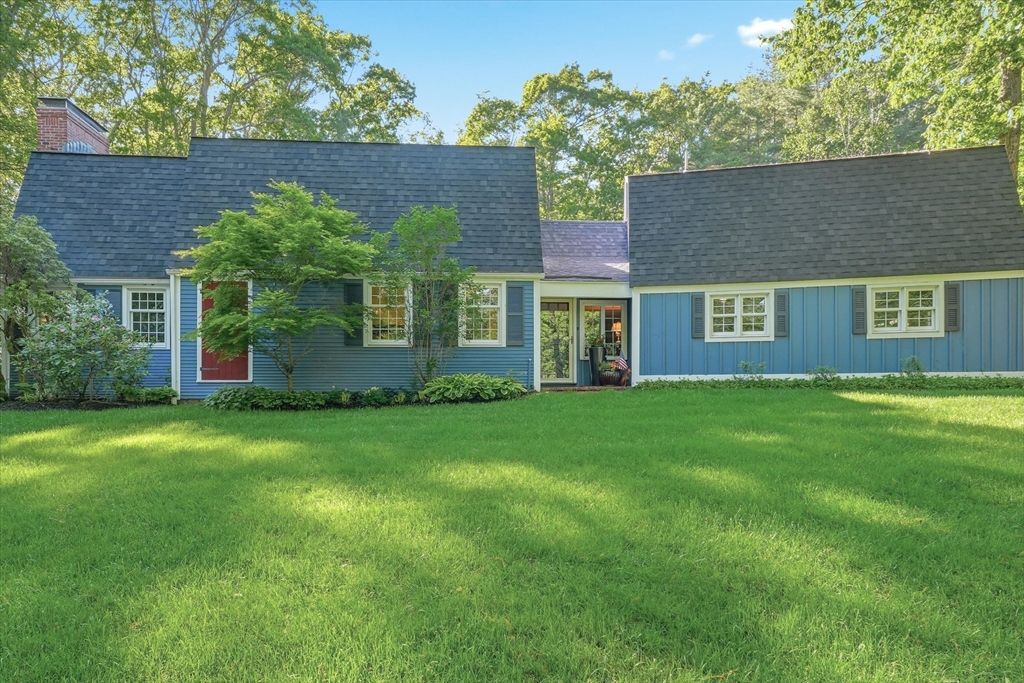 123 Washington, Boxford, MA 01921