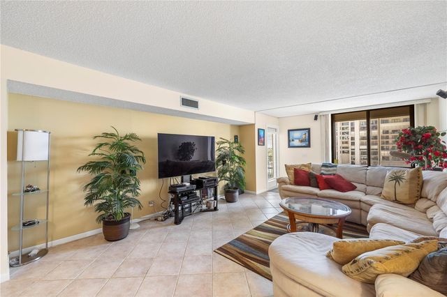 1460 GULF BOULEVARD 412, Clearwater Beach, FL 33767