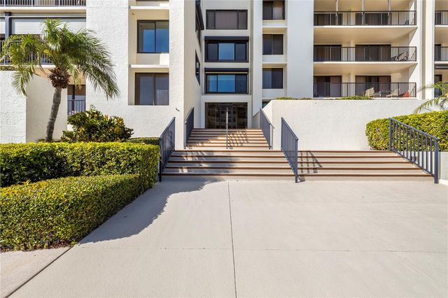 1460 GULF BOULEVARD 412, Clearwater Beach, FL 33767
