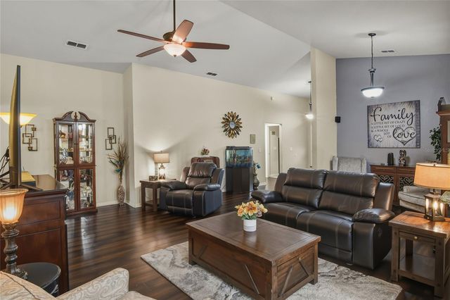 820 OVERLOOK GROVE DRIVE, Winter Haven, FL 33884