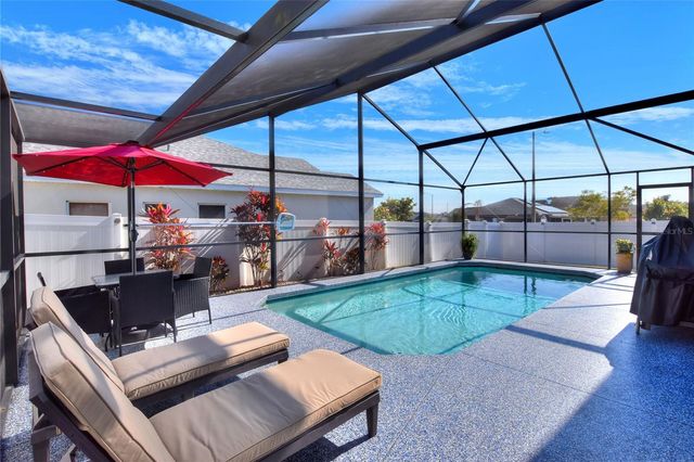 820 OVERLOOK GROVE DRIVE, Winter Haven, FL 33884