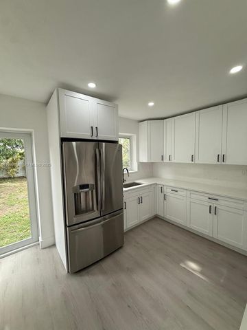 4366 SW 5th Ter, Miami, FL 33134