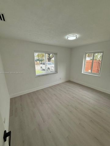 4366 SW 5th Ter, Miami, FL 33134