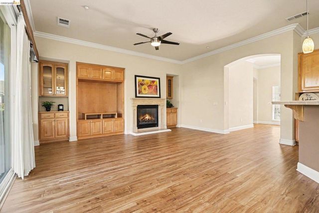 547 Quindell Way, Brentwood, CA 94513