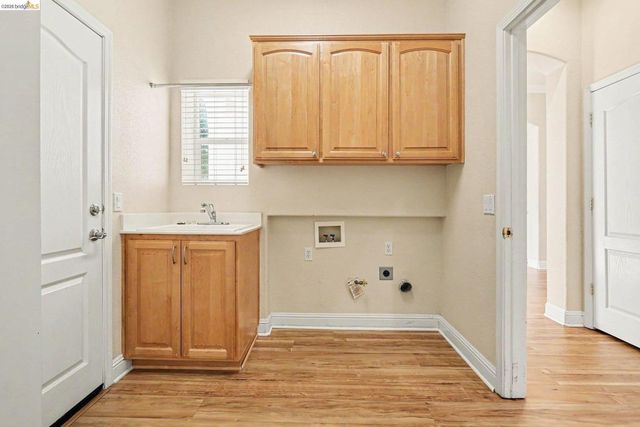 547 Quindell Way, Brentwood, CA 94513