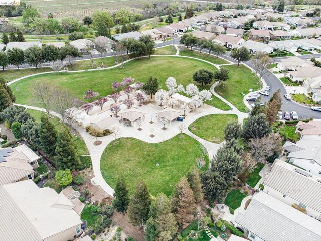 547 Quindell Way, Brentwood, CA 94513
