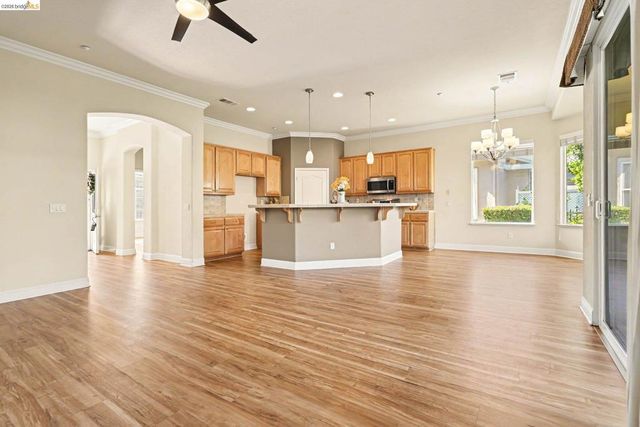 547 Quindell Way, Brentwood, CA 94513