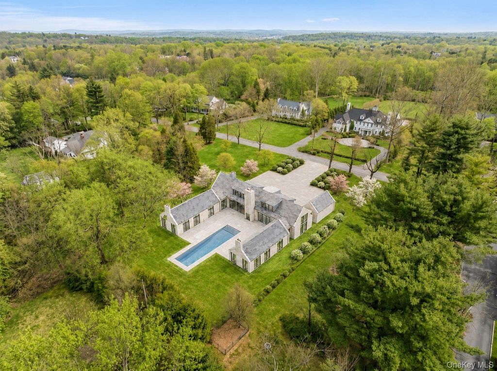 17 S Sterling Road, Armonk, NY 10504 — photo 5