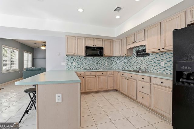 230 Old Plantation Way, Fayetteville, GA 30214