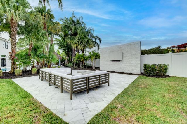 6298 Sand Hills Circle, Lake Worth, FL 33463