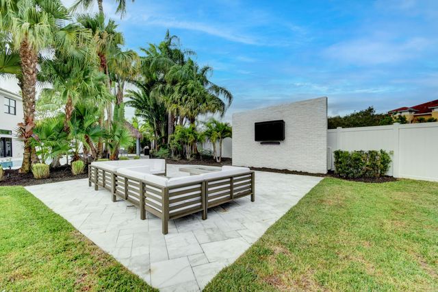 6298 Sand Hills Circle, Lake Worth, FL 33463