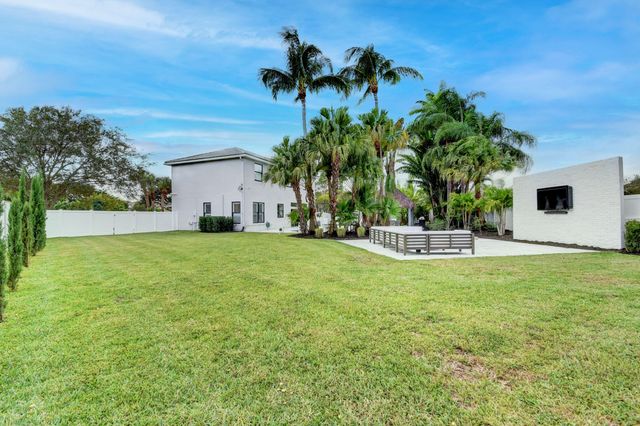 6298 Sand Hills Circle, Lake Worth, FL 33463