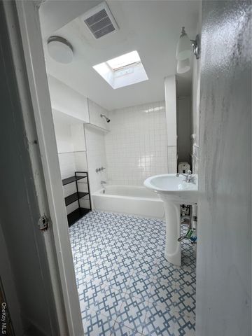 282 Grand Street, Newburgh, NY 12550