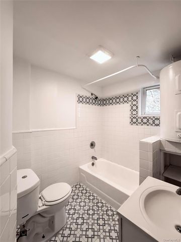 282 Grand Street, Newburgh, NY 12550