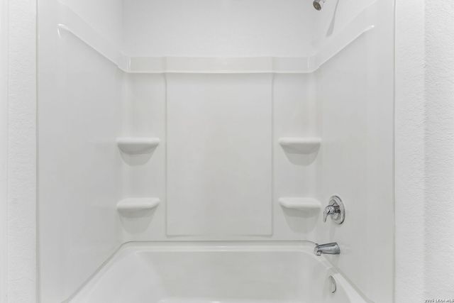 5940 SUNSET SONG LN, Bulverde, TX 78163