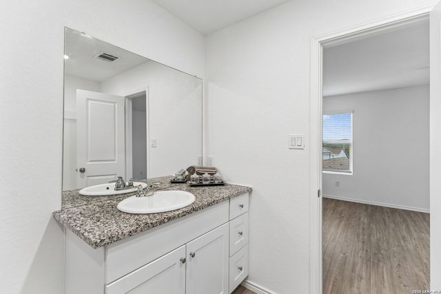 5940 SUNSET SONG LN, Bulverde, TX 78163