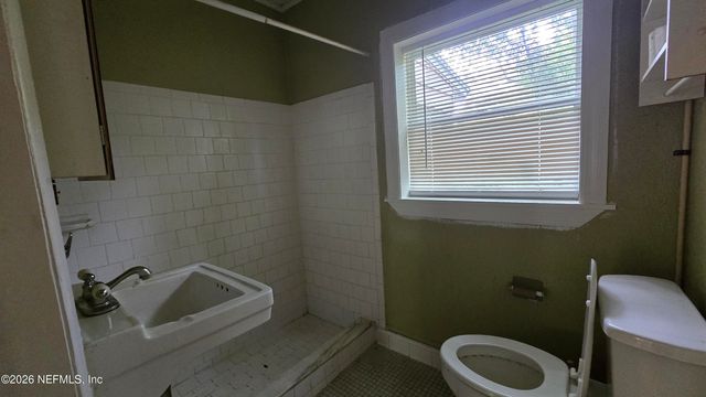2852 ERNEST Street, Jacksonville, FL 32205