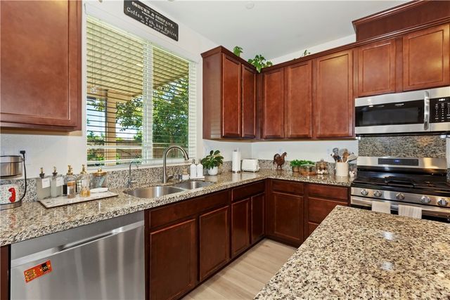 3762 Rosena Ranch Road, San Bernardino, CA 92407