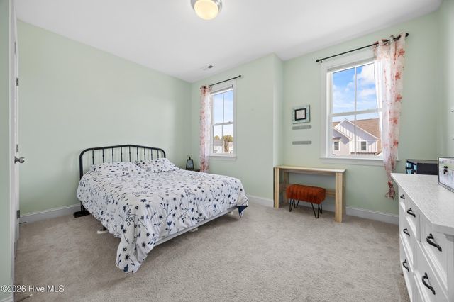 80 Radiance Way, Hampstead, NC 28443