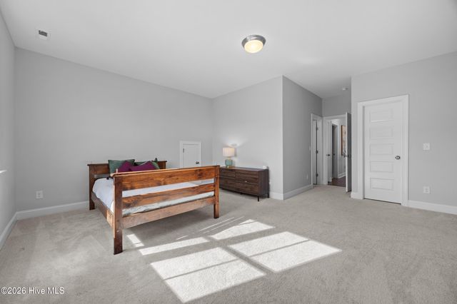 80 Radiance Way, Hampstead, NC 28443