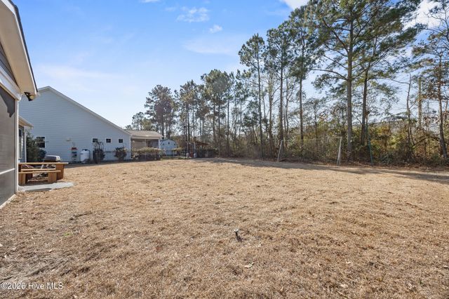 80 Radiance Way, Hampstead, NC 28443