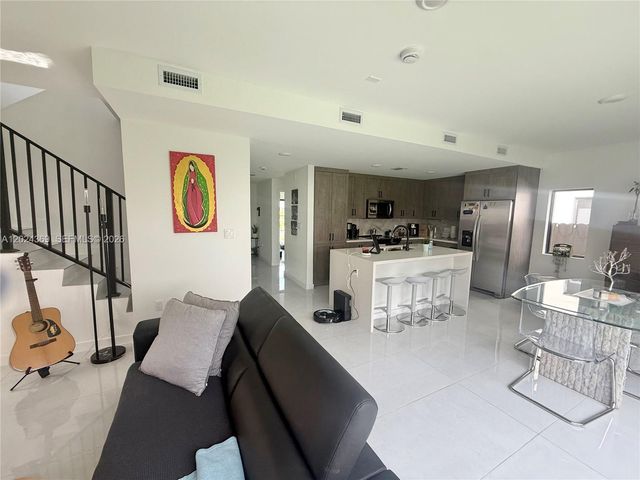 1327 NW 2nd Ln, Florida City, FL 33034